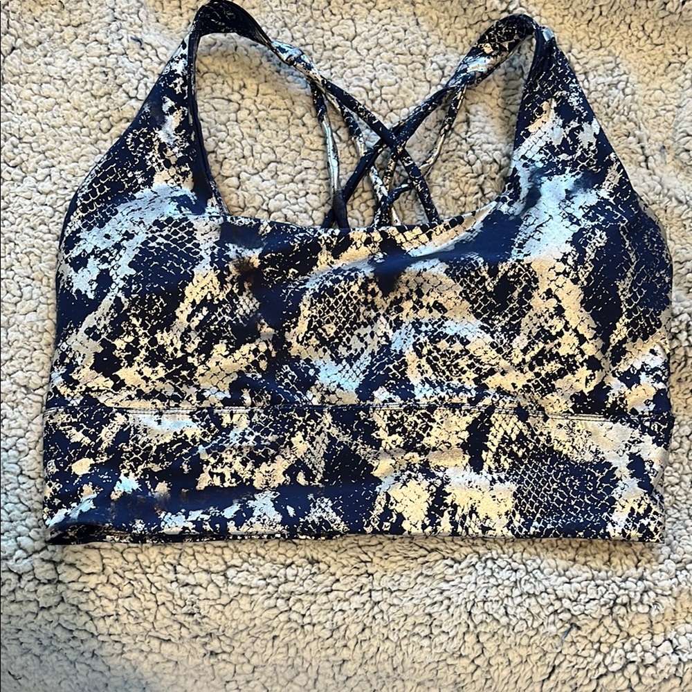 Medium metallic sports bra with padding
